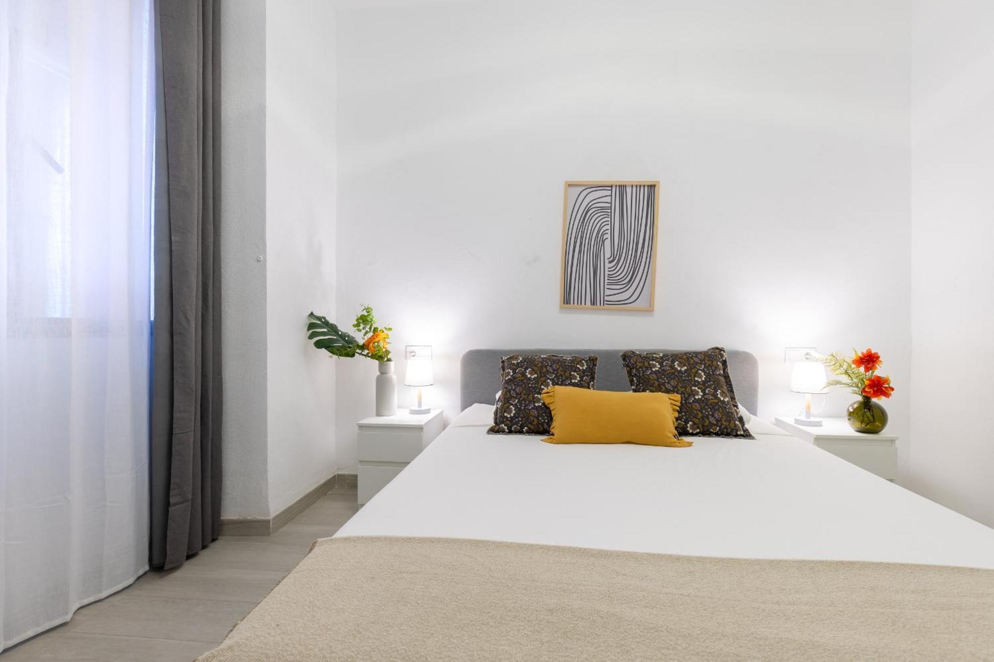 Elegance Cityscape Alicante Bagian luar foto